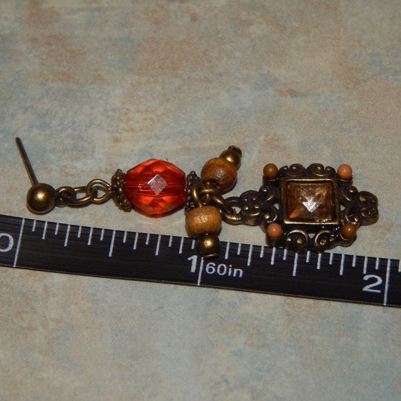<3 $6 - $12 Orange & Gold Dangle Earrings <3 - Picture 5 of 5